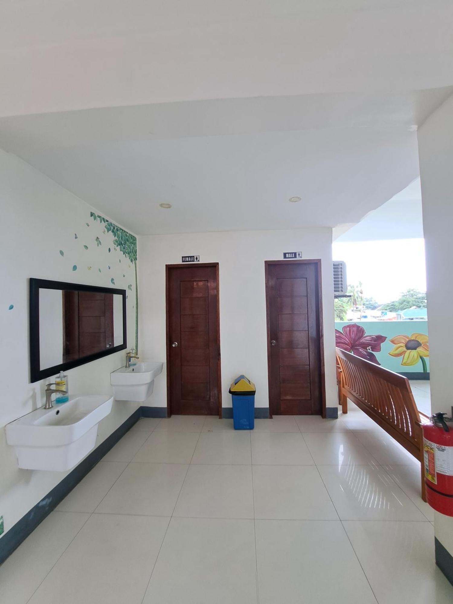 Virginia Suites El Nido Exterior photo