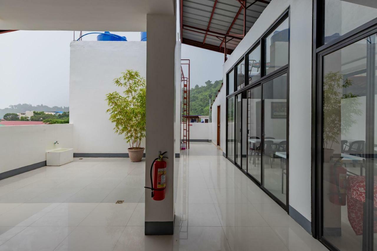 Virginia Suites El Nido Exterior photo